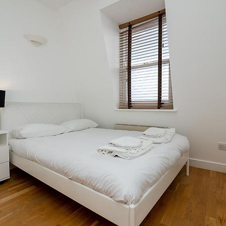 Modern 1 Bed Flat For Up To 2 People In Holborn, London With Free Wifi Apartman Kültér fotó