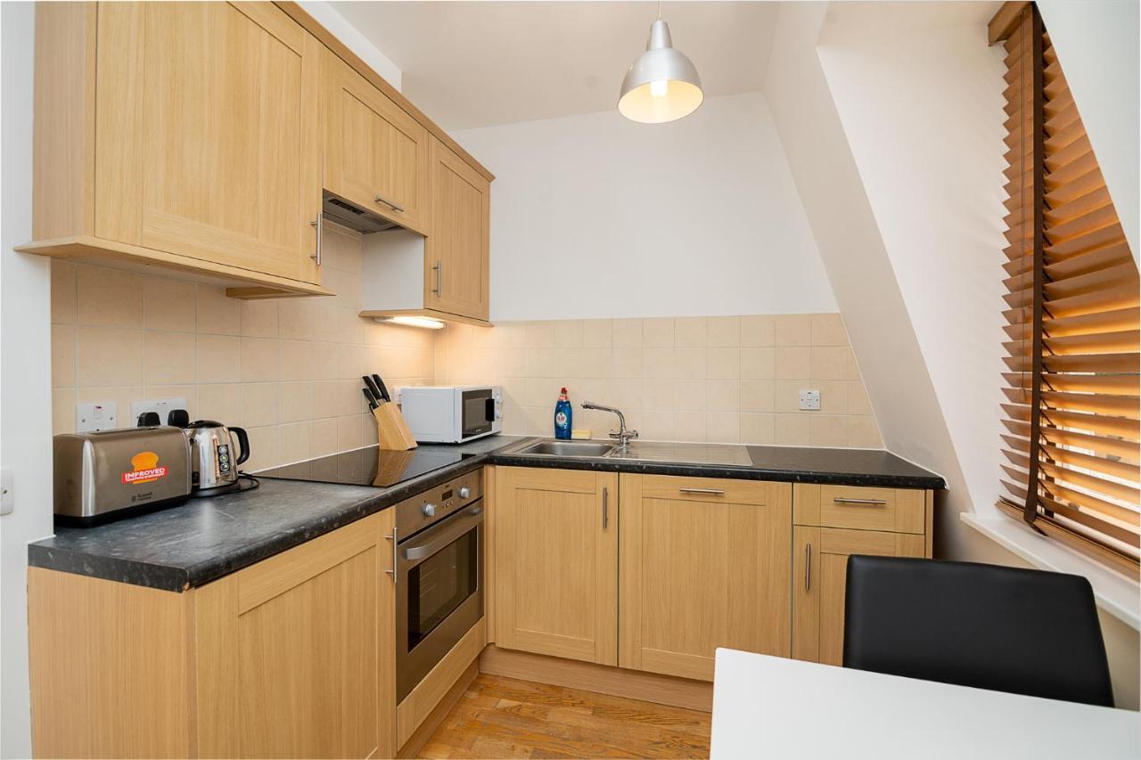 Modern 1 Bed Flat For Up To 2 People In Holborn, London With Free Wifi Apartman Kültér fotó